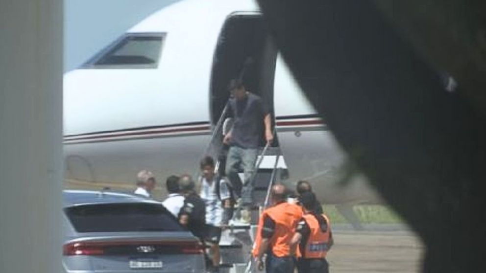 Lionel Messi aterrizó en Santa Fe y volvió a Rosario para pasar las fiestas junto a su familia antes de encarar un 2026 clave.
