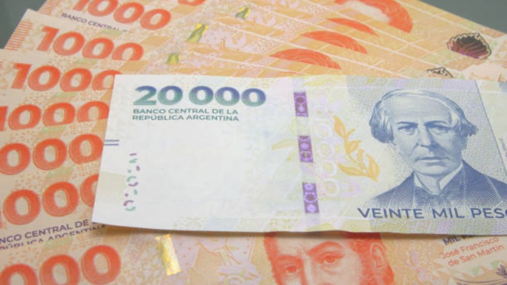 Jubilados con DNI del 7 al 9 cobran con aumento este martes