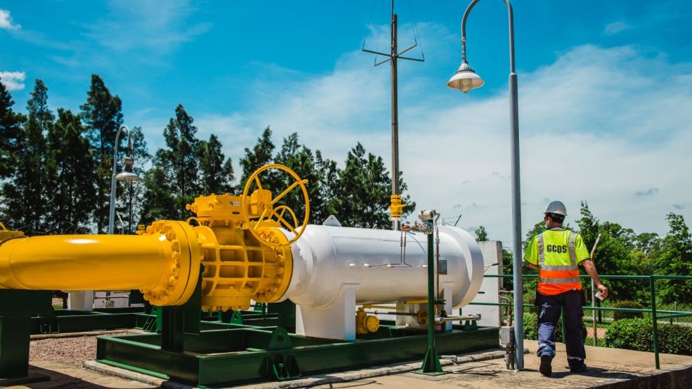 PAE amplía los envíos a Uruguay en verano