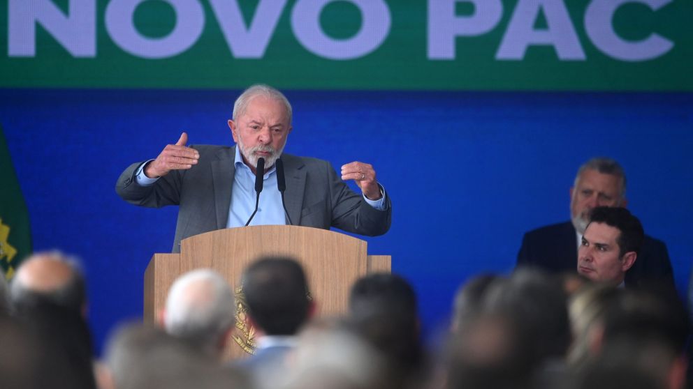 Lula dijo que Bolsonaro "tiene que pagar por el intento de golpe"