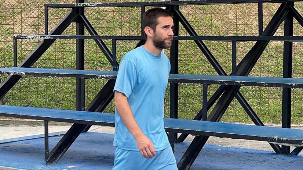 Nahuel Gallo, quien se desempeña como cabo primero en la Gendarmería Nacional Argentina, se encuentra detenido en Venezuela desde el 8 de diciembre de 2024.
