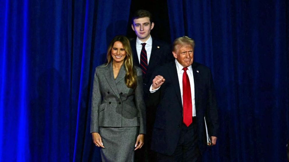 El presidente de Estados Unidos, Donald Trump, junto a su hijo y la Organización Trump, ha interpuesto una demanda contra el Servicio de Impuestos Internos (IRS)