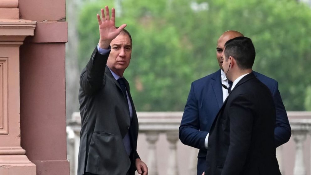 Santilli activa negociaciones con gobernadores para blindar la Reforma Laboral