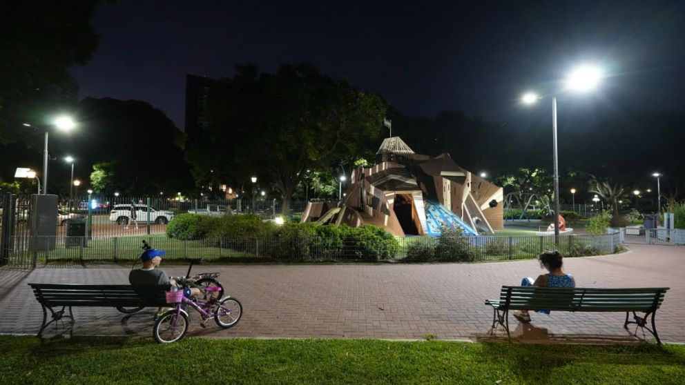 El Gobierno porteño avanza con el plan de recambio de luces que iluminan más y consumen menos