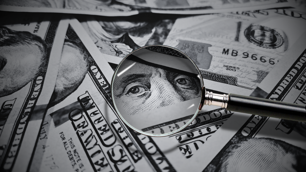 Milei ratificó el esquema de bandas cambiarias y el dólar se mantiene quieto.