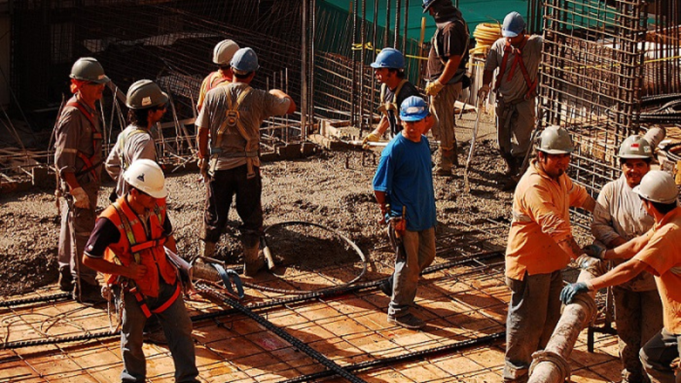 La construcción creció 6,3% en 2025 tras el derrumbe de 2024.
