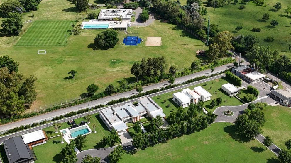 El supuesto nuevo domicilio de la AFA sirvió para cambiar de juzgado la causa por la casa quinta atribuida a Tapia y Toviggino