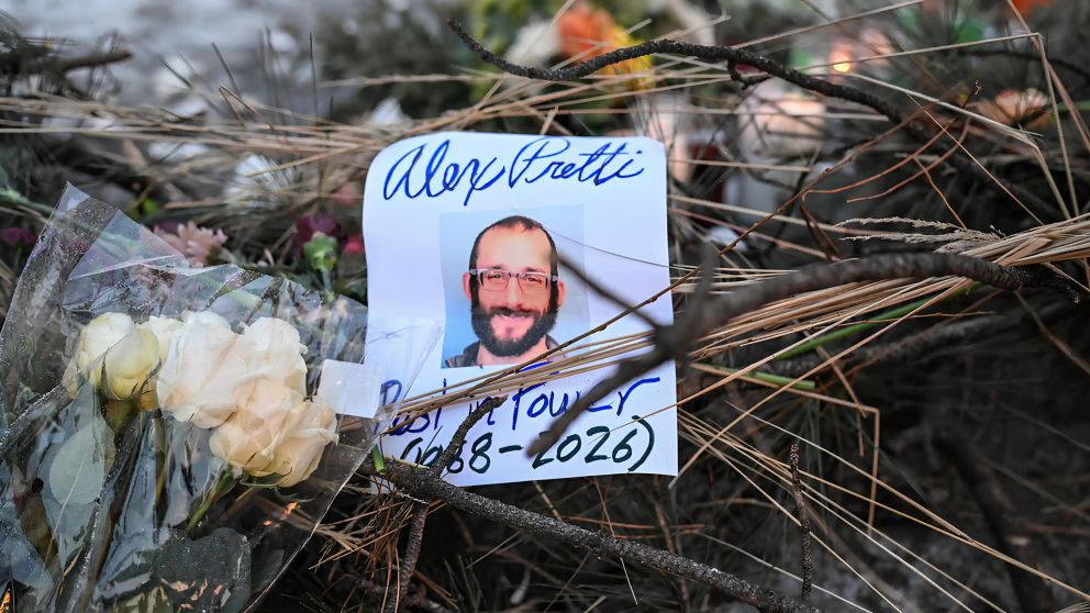 El caso de Alex Pretti conmovió a la juventud estadounidense que se aleja de Donald Trump-