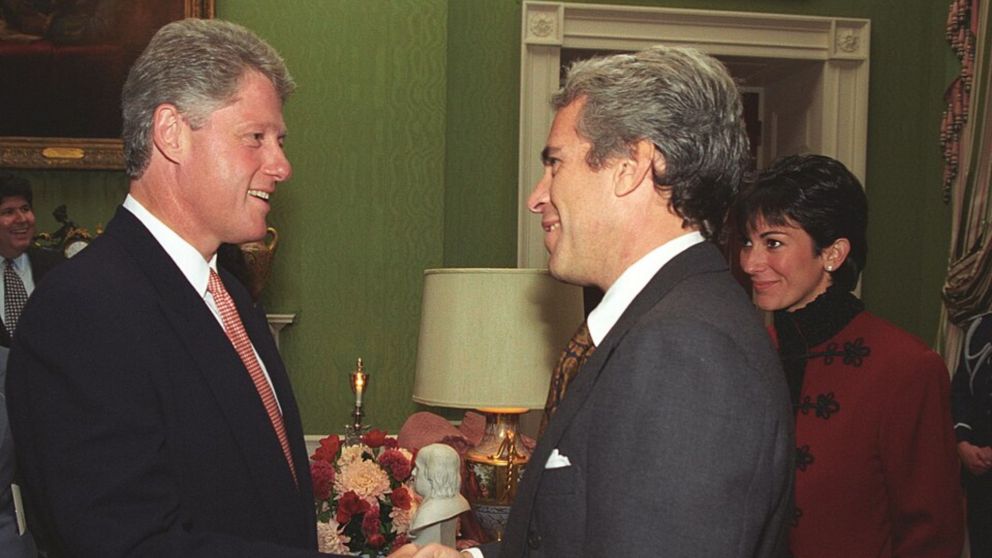 Bill Clinton y Jeffrey Epstein compartieron vuelos privados.