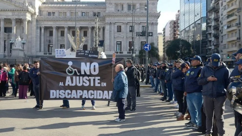 El Gobierno sancionó la ley 27.793, que declara la emergencia en discapacidad hasta diciembre de 2026