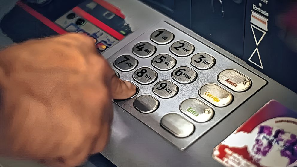 La reforma laboral elimina la obligación de cuentas sueldo gratuitas, habilita a billeteras virtuales a pagar salarios y abre un nuevo negocio financiero.