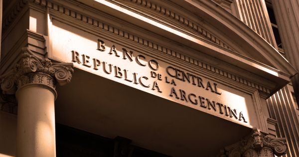 BCRA compra USD 65 millones y supera USD 8.000 millones en 2026