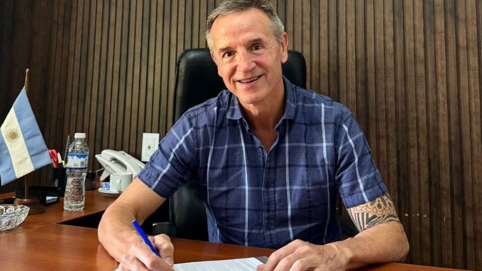 Jorge Sola, uno de los secretarios generales de la CGT, cuestion� la media sanci�n de la reforma laboral y anticip� una eventual judicializaci�n del proyecto.