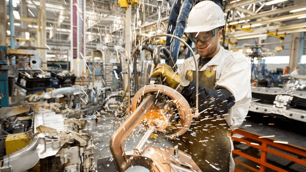 La industria cerró diciembre con el menor nivel de utilización de su capacidad productiva en todo 2025.