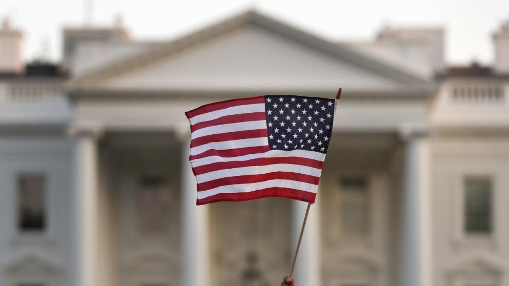 La deuda r�cord asfixia a la base electoral de Trump y tensiona las elecciones 2026 en EEUU