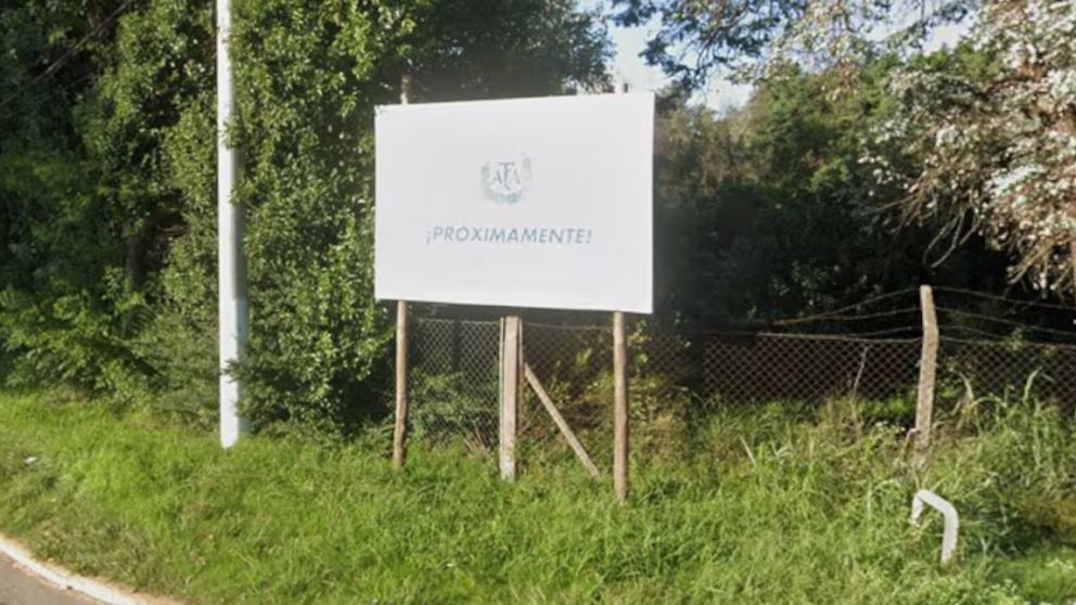 Fachada de la sede de la AFA en la calle Viamonte, cuya mudanza a Pilar fue rechazada por la IGJ.