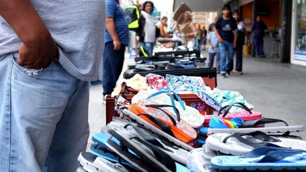 El cuentapropismo, una "salida de emergencia" ante la crisis en el empleo formal asalariado