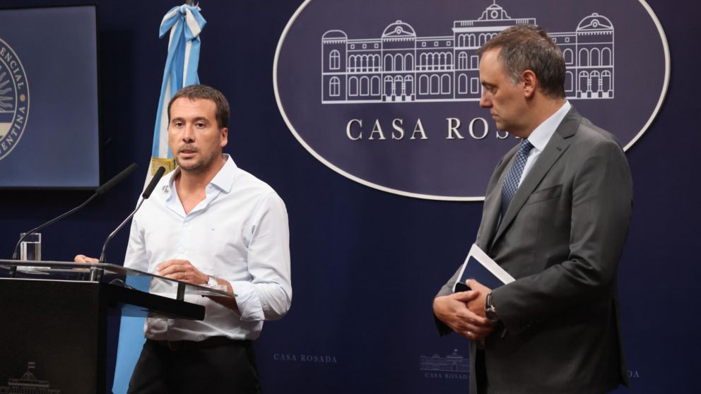 "Un hito histórico": celebran que la licitación de la Hidrovía bajará costos logísticos