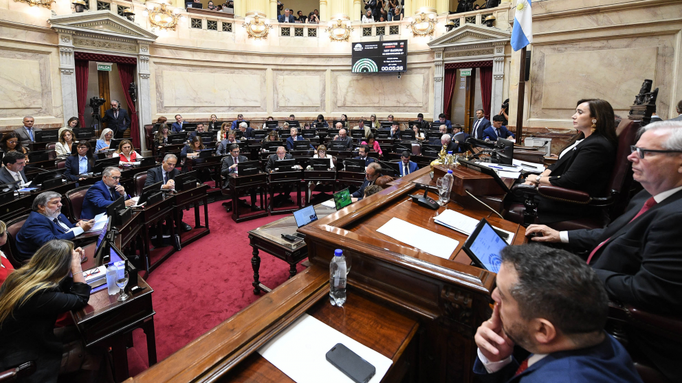 La oposición en el Senado vincula a Javier Milei con una presunta estafa por el token $LIBRA