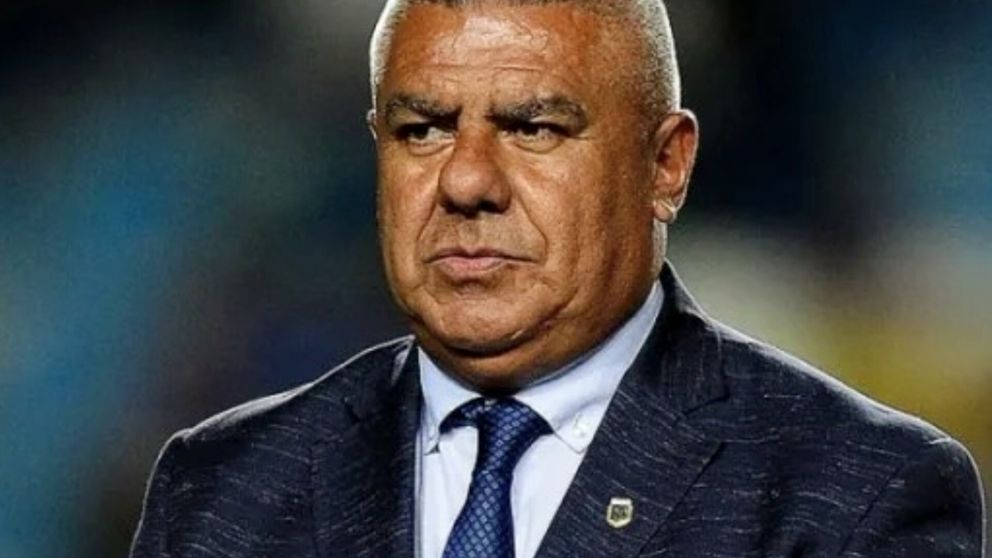 Claudio "Chiqui" Tapia deberá presentarse a indagatoria tras el rechazo judicial al pedido de suspensión de las audiencias en la causa por presuntas irregularidades impositivas.