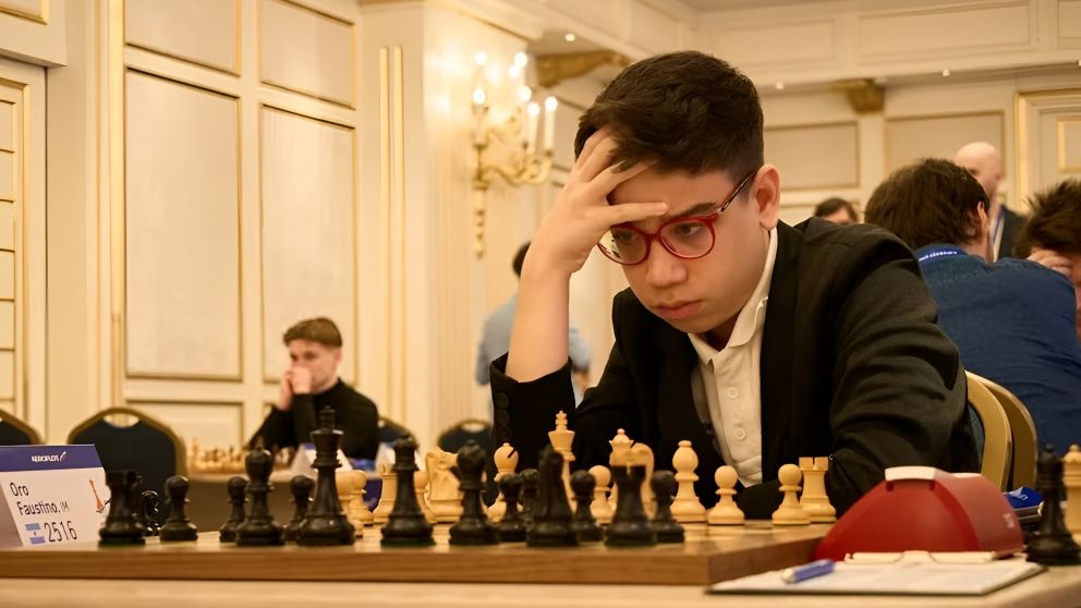 Faustino Oro consiguió la norma de Gran Maestro en Cerdeña, sigue invicto y enfrentará a Nepomniachtchi en la última ronda