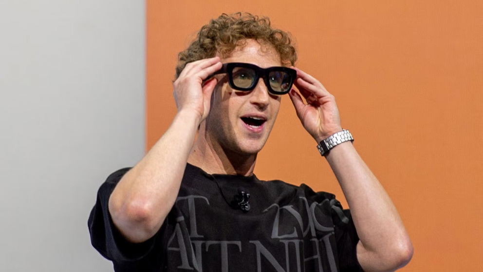 Nueva demanda para Meta tras descubrirse que las Ray-Ban tienen supervisión humana