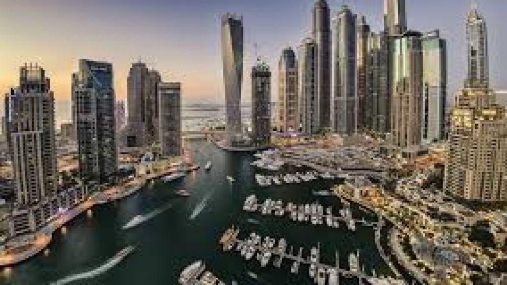 Emiratos Árabes Unidos analiza congelar activos iraníes por miles de millones de dólares