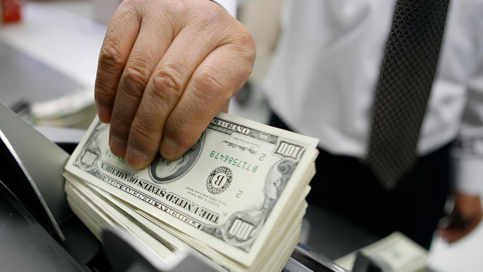 La compra de divisas para atesorar fue de USD1.782 M y la inversión productiva siguió sin descollar, pese al RIGI