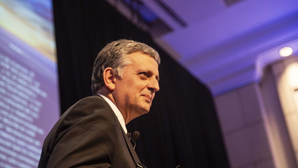 Mar�n, CEO de YPF dijo que la guerra en Medio Oriente puede acelerar el proyecto Argentina GNL y expandir su capacidad de exportaci�n