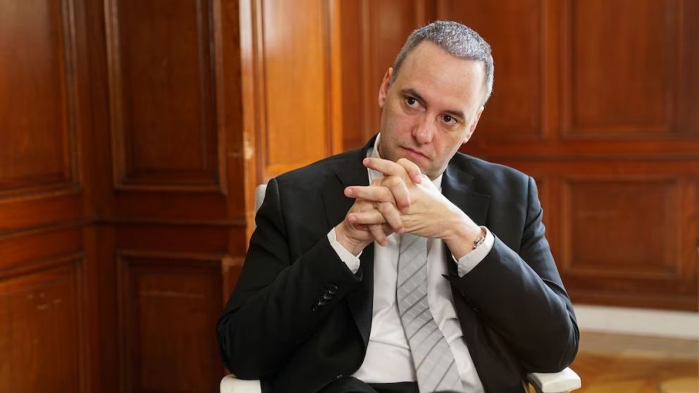 Manuel Adorni asegur� que "est�n entrando miles de millones de d�lares y apuntamos a que en 2026 la econom�a crezca m�s que en los �ltimos veinte a�os"