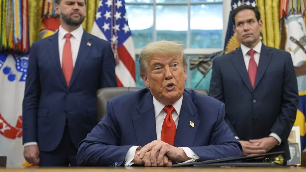 Donald Trump impulsa comparaciones entre JD Vance y Marco Rubio mientras dentro del Partido Republicano comienza a tomar forma la discusión sobre la sucesión presidencial hacia 2028.
