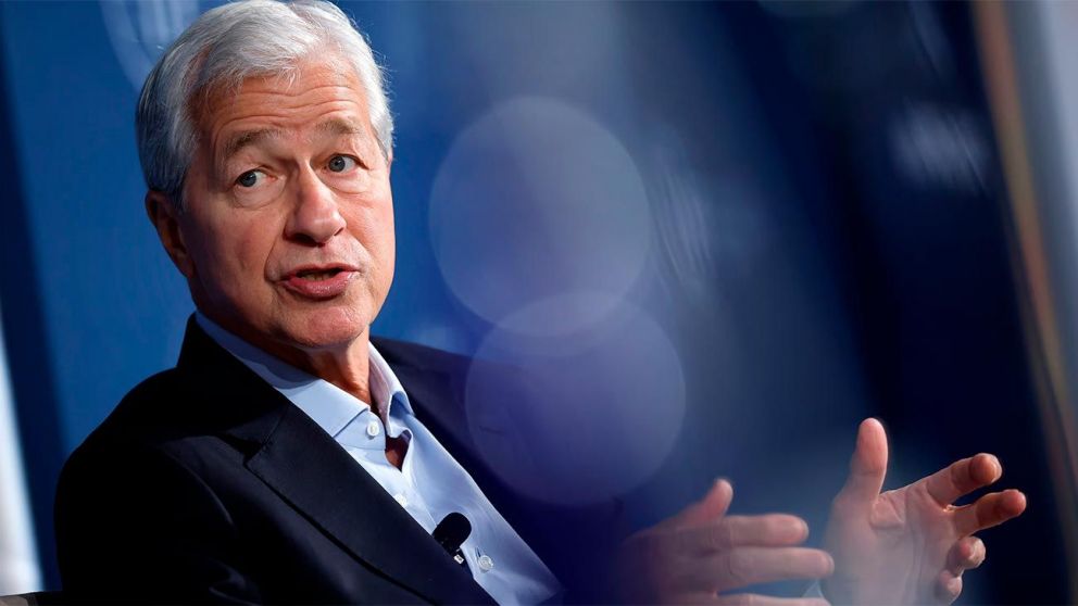 James Dimon, CEO de JP Morgan, elogió las políticas económicas de Javier Milei y afirmó que Argentina podría convertirse en un ejemplo global de reformas de mercado