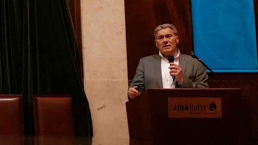 Claudio Damiano, profesor del Instituto de Transporte de la Unsam