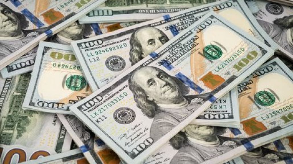 Dólar hoy: la cotización confirmada para este lunes 6 de abril