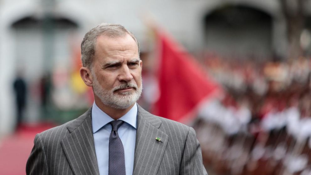 Felipe VI visitó una exposición sobre culturas indígenas en el Museo Arqueológico Nacional de Madrid y reconoció que durante la conquista de América hubo "mucho abuso"