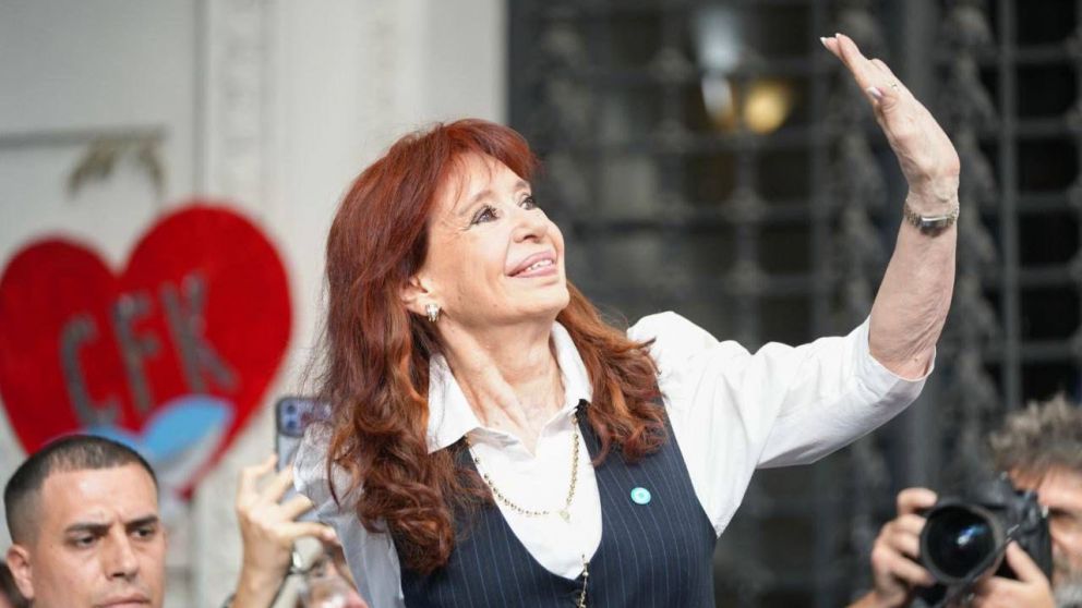 En unidad: el peronismo respaldó a Cristina