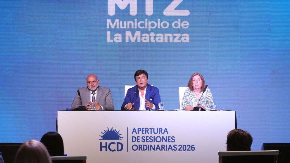 Frente a la crisis nacional, Fernando Espinoza lanza un plan de empleo: 10 mil puestos de trabajo joven en innovaci�n y nuevas cooperativas