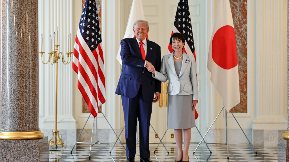 Trump y Takaichi, en la Oficina Oval. El presidente usó la historia para esquivar una pregunta incómoda