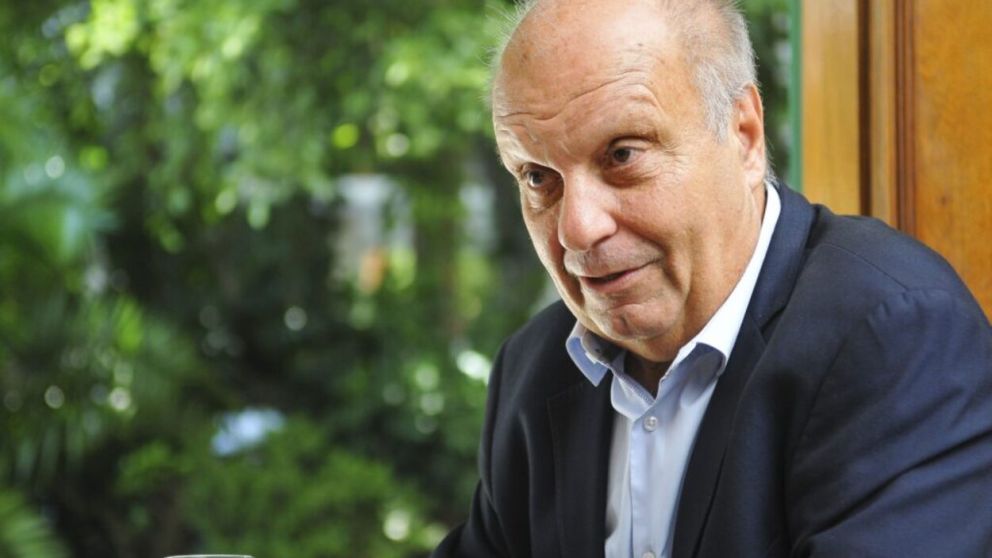 El ministro porte�o pidi� sostener la coherencia pol�tica tras el respaldo a Milei en el balotaje