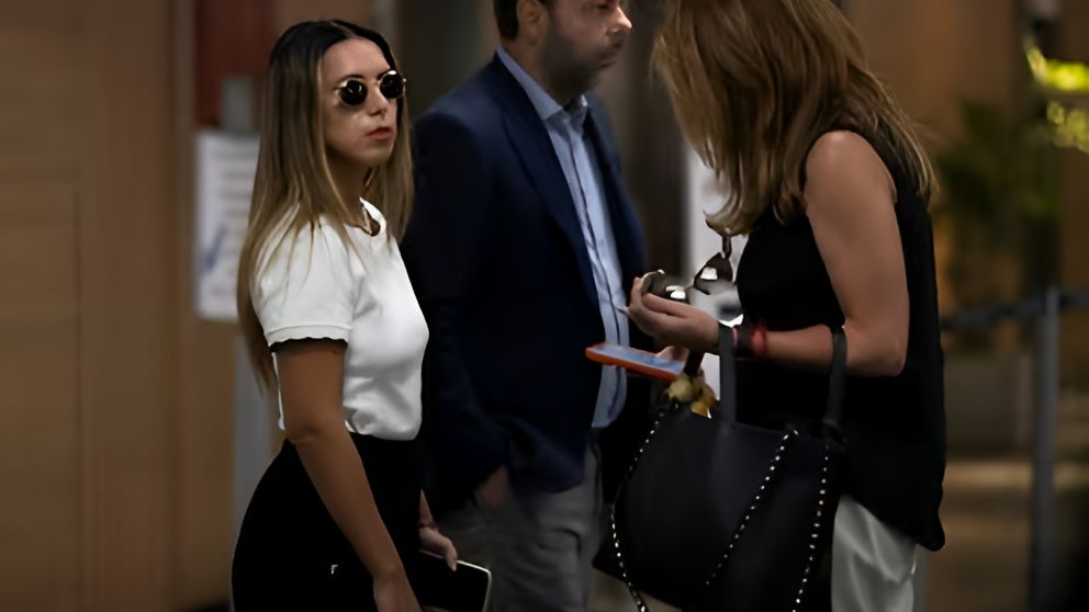 Agostina Páez afirmó "en estos días me van a dejar volver a casa" tras la reducción de cargos en el juicio en Brasil