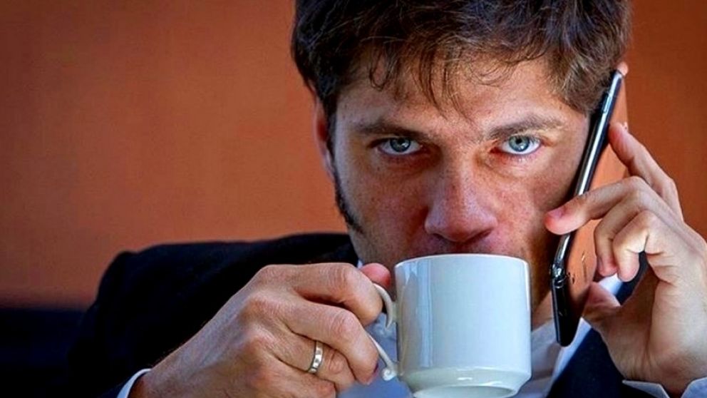 Luego de que la Justicia de EE. UU. fallara a favor de YPF, el mandatario provincial respondi� a los insultos del presidente Milei