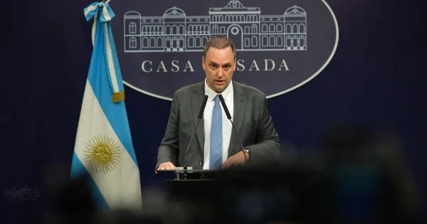 Manuel Adorni: Justicia investiga posible enriquecimiento ilícito