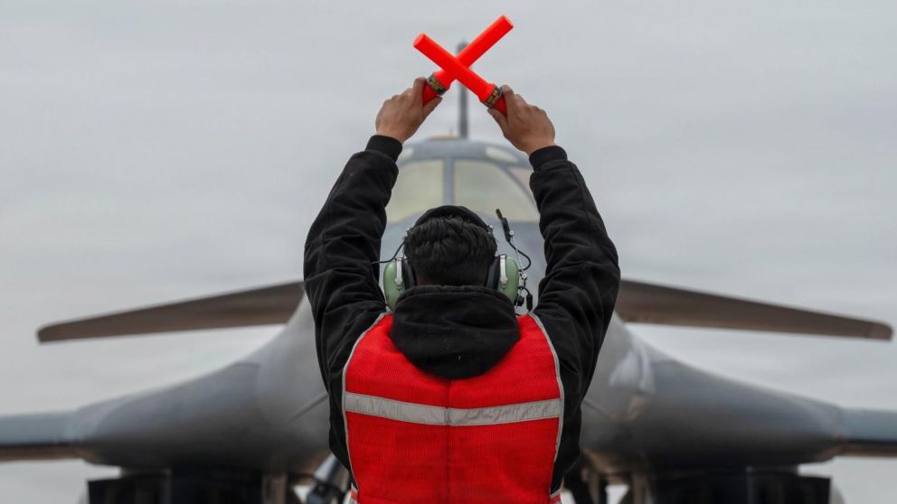 España cerró su espacio aéreo y de bases militares a los aviones vinculados con la ofensiva de EEUU e Israel en Irán