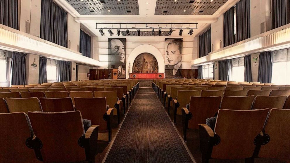 Hasta que no exista una sentencia firme, continúan vigentes las leyes tradicionales en materia de contratación, negociación colectiva y organización gremial, dejando en suspenso el corazón del proyecto reformista