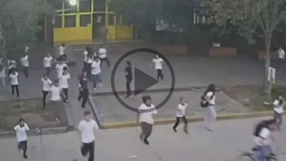 Primeras imágenes del ataque en la escuela de San Cristóbal: corridas y desesperación de los alumnos