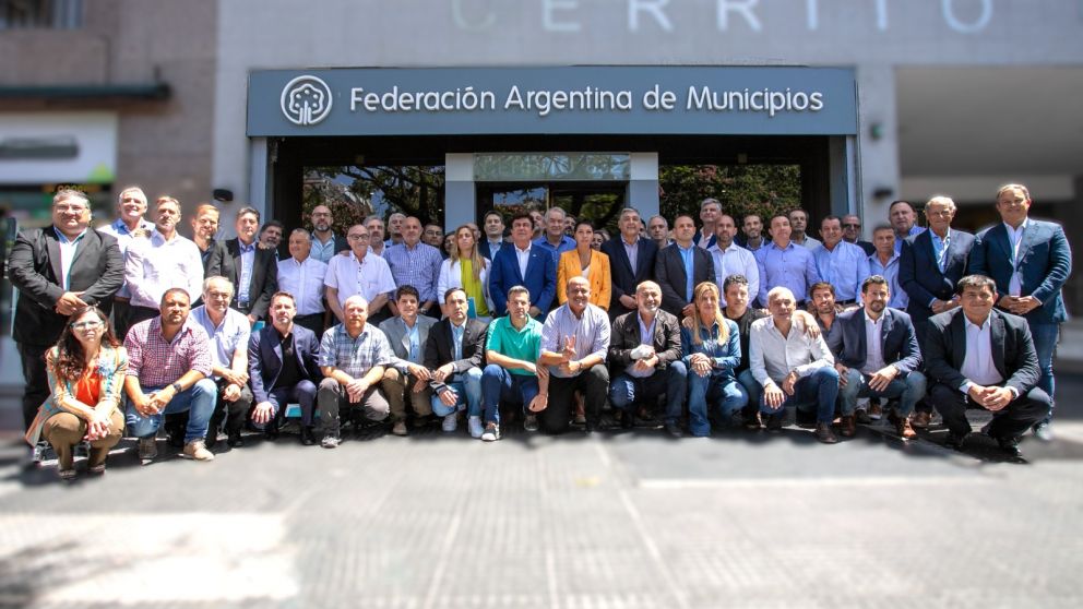 Federación Argentina de Municipios homenajeó a los veteranos de Malvinas y reafirmó la soberanía en el Día del 2 de abril