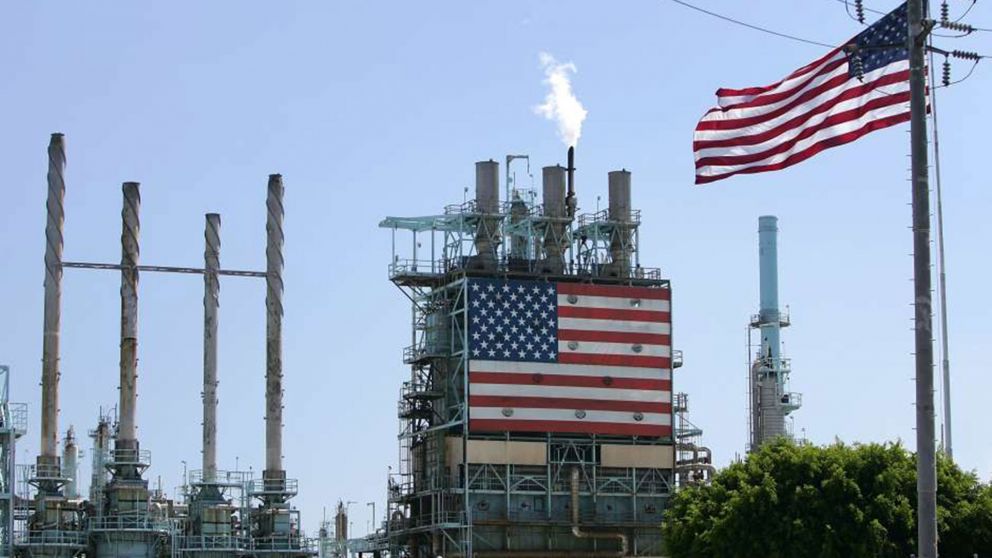 Estados Unidos anunció la liberación de 10 millones de barriles de petróleo de su reserva estratégica en Texas para aliviar el suministro global ante la guerra con Irán y la volatilidad del crudo.