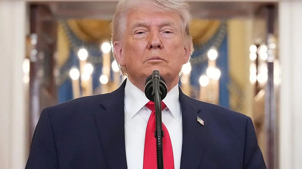 Irán respondió al ultimátum de Donald Trump con ataques a Israel y Kuwait en medio de la tensión por el estrecho de Ormuz