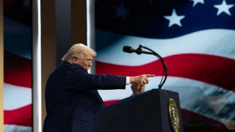 "Abran el jodido estrecho de Ormuz o vivirán el infierno", lanzó Donald Trump