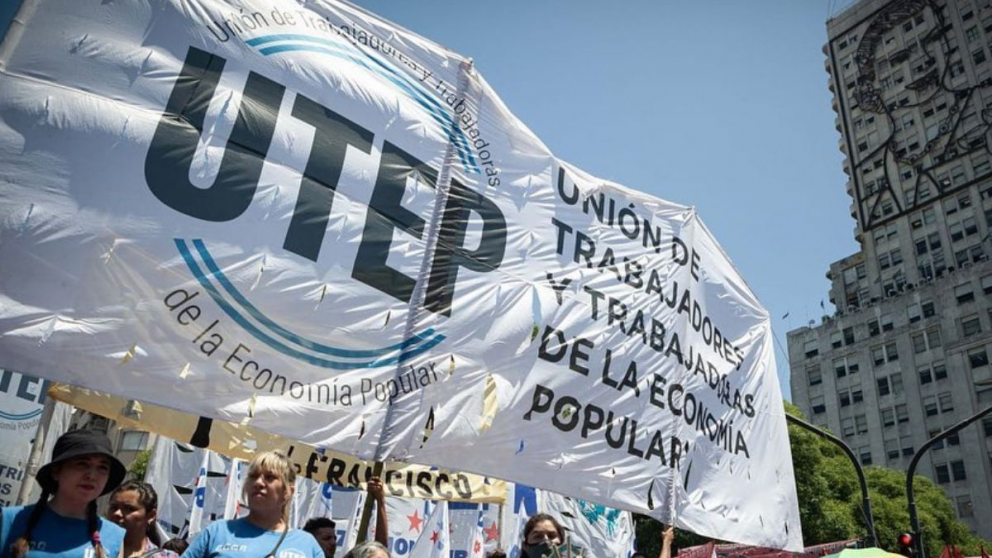 El eje de la protesta es la eliminación del salario social complementario, un ingreso que funcionaba como refuerzo para trabajadores de cooperativas y proyectos productivos